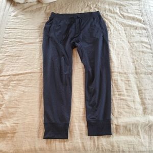 SOLD! Lululemon intent jogger
